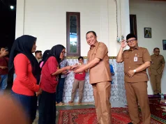 Bupati Bondowoso Tegaskan Penyaluran BLT DBHCHT Harus Tanpa Potongan
